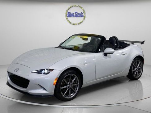 Used 2016 MAZDA MX-5 Miata Grand Touring RWD image 1