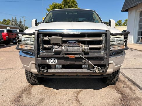 Used 2004 Ford F350 Lariat AWD/4WD image 3