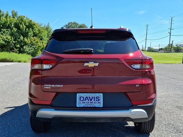 Used 2025 Chevrolet TrailBlazer LT AWD/4WD image 6