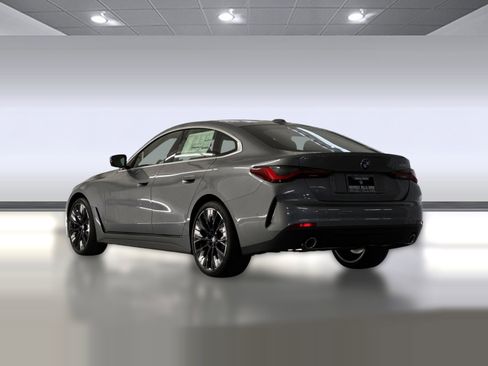 New 2026 BMW 430i w/ Premium Package image 3