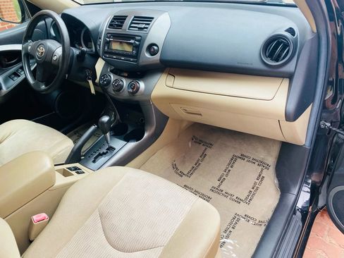 Used 2012 Toyota RAV4 4WD w/ Value Pkg image 11