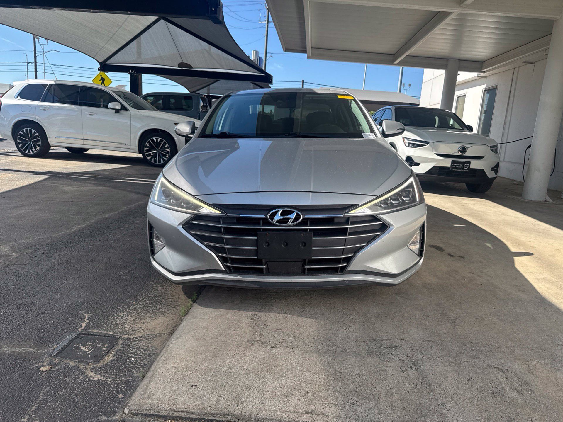 Used 2020 Hyundai Elantra Limited w/ Ultimate Package 03 FWD image 2