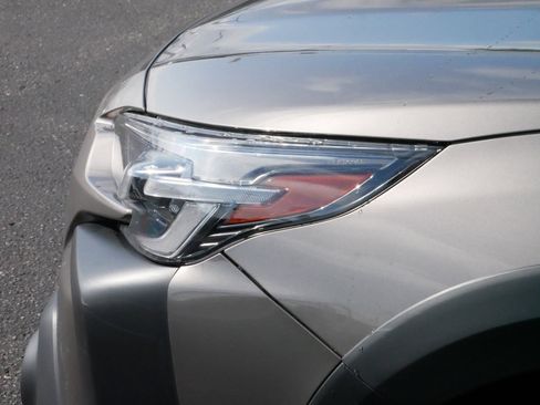 Used 2023 Subaru Outback Premium image 16