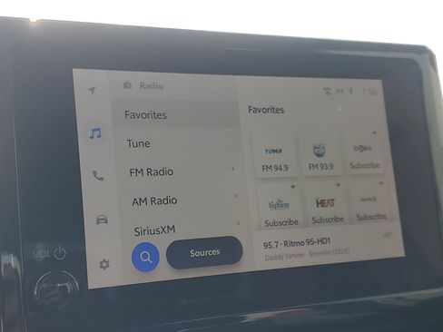 Certified 2023 Toyota Corolla LE image 25