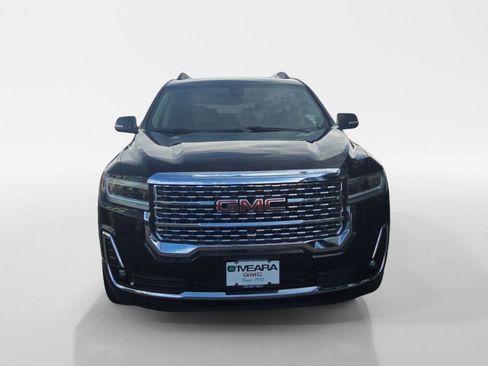 Used 2023 GMC Acadia Denali w/ Black Diamond Edition image 9