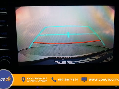 Used 2021 Toyota Sienna XSE FWD image 11