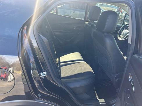 Used 2019 Buick Encore Sport Touring image 12