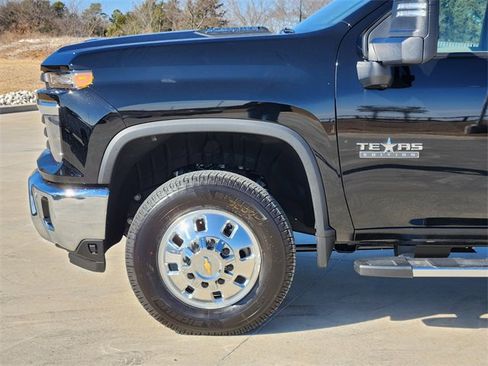 New 2026 Chevrolet Silverado 3500 LT w/ Texas Edition image 8