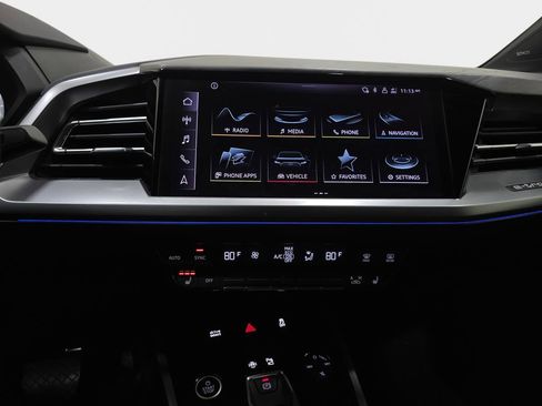 Used 2023 Audi Q4 e-tron Prestige image 21