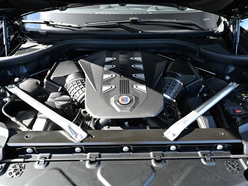 Used 2024 BMW ALPINA XB7 image 64