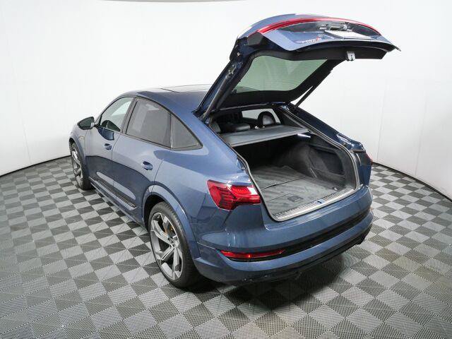 Used 2023 Audi e-tron S Prestige w/ Prestige Package AWD/4WD image 33