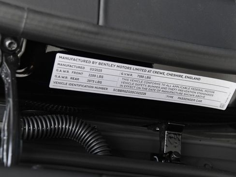 New 2025 Bentley Flying Spur Plug-In Hybrid image 27