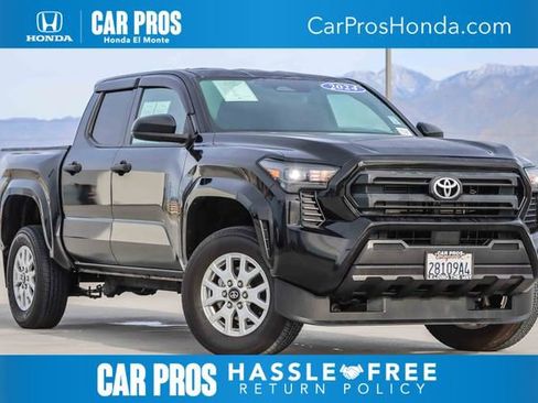 Used 2024 Toyota Tacoma SR image 1