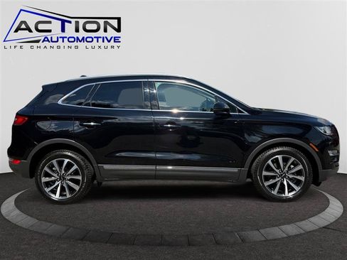 Used 2019 Lincoln MKC Reserve w/ MKC Climate Package FWD image 9