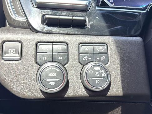 Used 2024 Chevrolet Silverado 2500 LTZ w/ LTZ Plus Package image 25