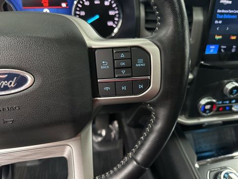 Used 2022 Ford Expedition Max XLT image 15