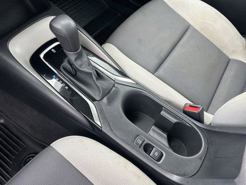 Used 2024 Toyota Corolla LE image 22