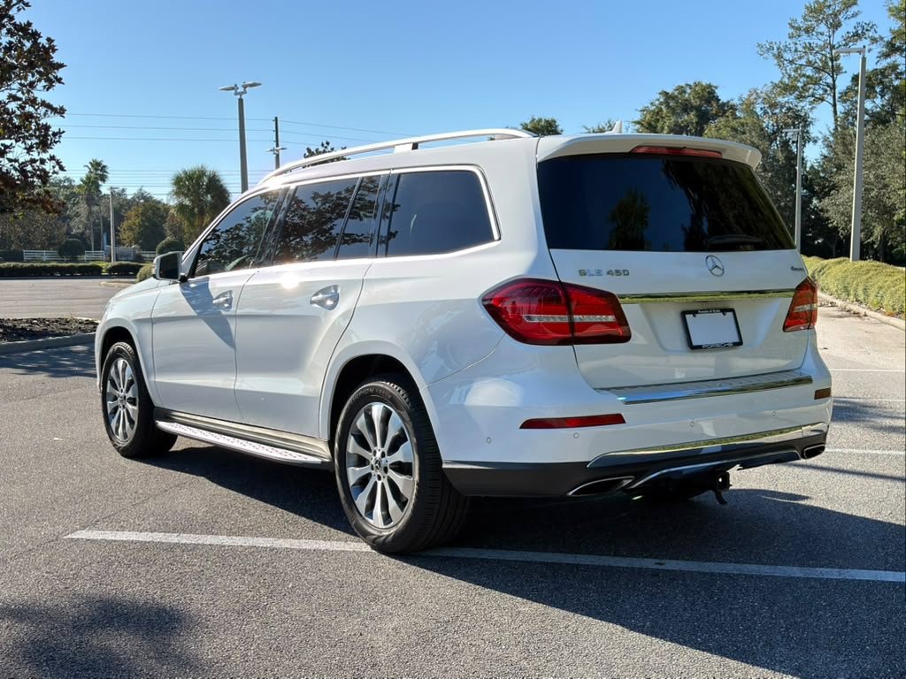 Used 2019 Mercedes-Benz GLS 450 4MATIC image 3