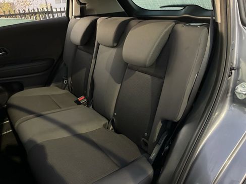 Used 2022 Honda HR-V LX image 25