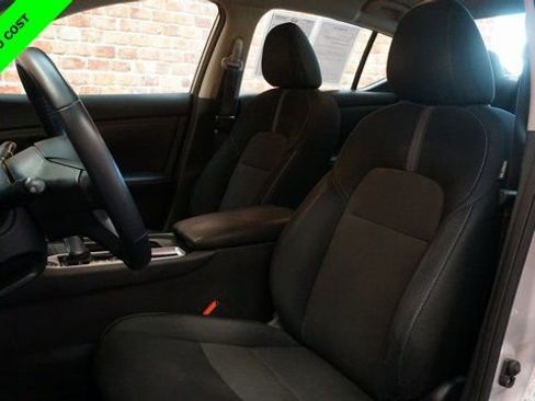 Used 2021 Nissan Sentra SV image 10