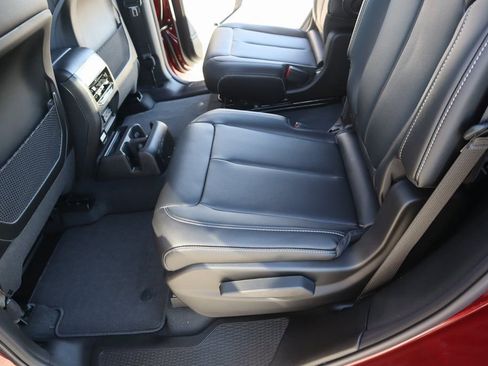 New 2025 Jeep Grand Cherokee L Limited image 12