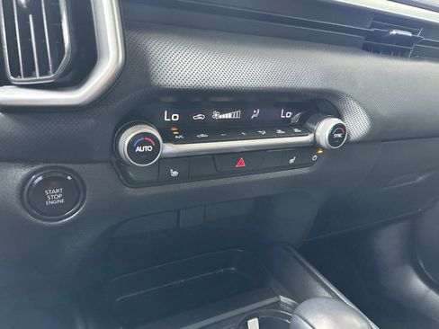Used 2025 MAZDA CX-50 AWD 2.5 S w/ Premium Package image 19