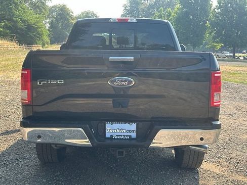 Used 2017 Ford F150 XLT w/ Equipment Group 302A Luxury AWD/4WD image 8