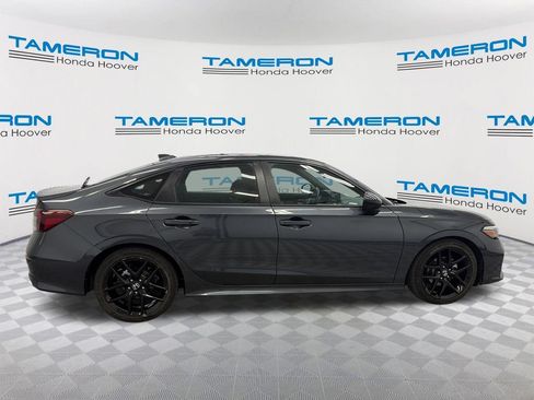 Used 2025 Honda Civic Sport image 6