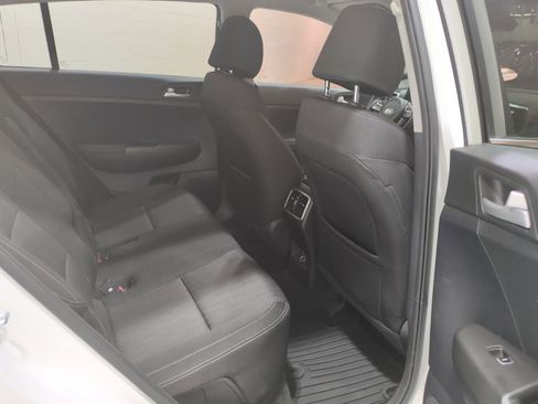 Used 2020 Kia Sportage LX FWD image 11