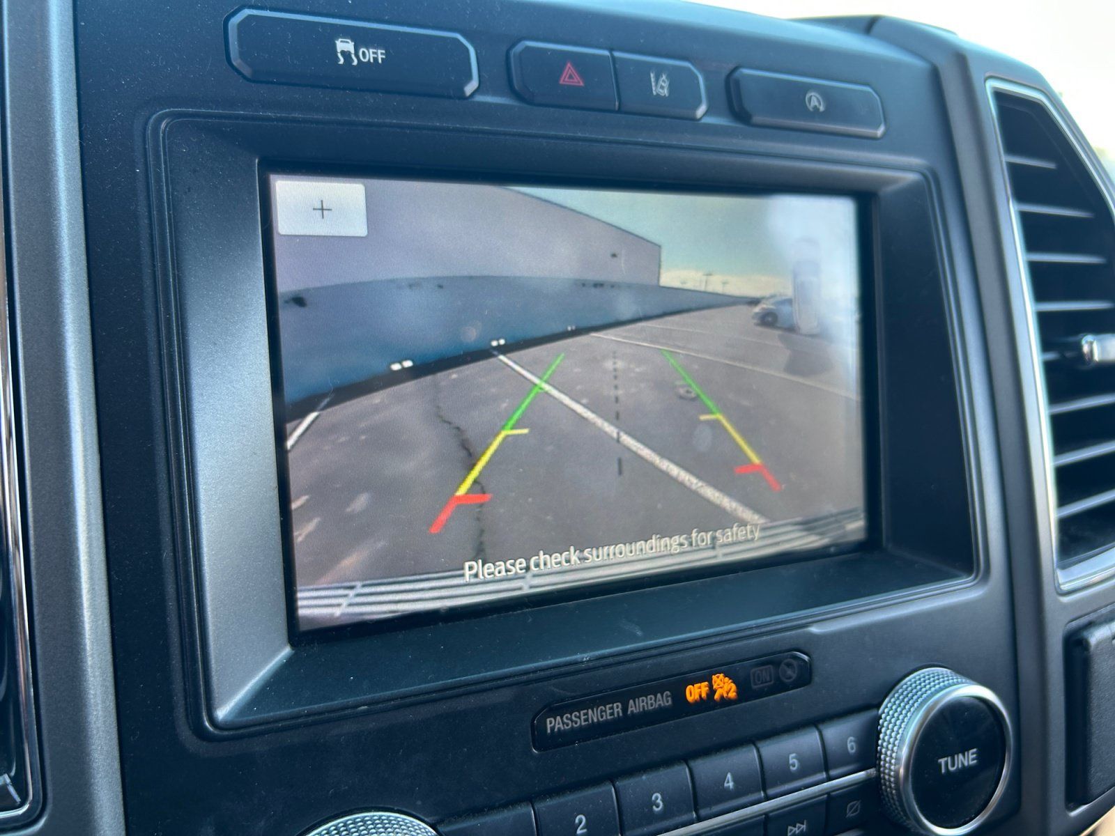 Used 2020 Ford Expedition XLT RWD image 27