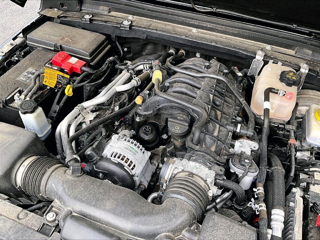 Used 2022 Jeep Wrangler Unlimited Sport AWD/4WD image 34