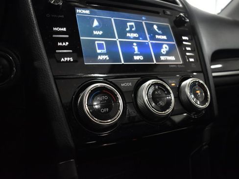 Used 2018 Subaru Forester 2.5i Touring w/ Popular Package #3B image 23