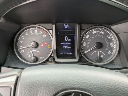 Used 2017 Toyota Tacoma SR5 image 16