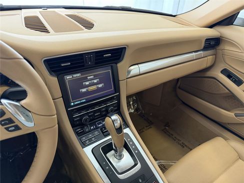 Used 2015 Porsche 911 Carrera image 17