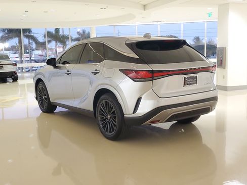 Used 2025 Lexus RX 350 Premium w/ Convenience Package image 8