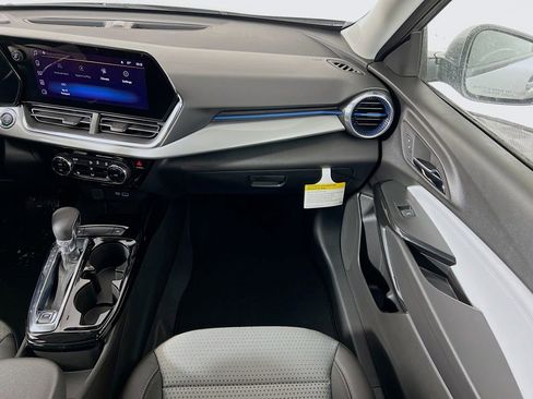 New 2026 Chevrolet Trax LT w/ Driver Confidence Package image 22