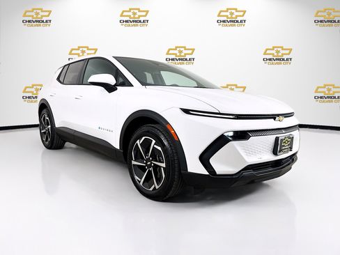 Used 2025 Chevrolet Equinox EV LT image 1