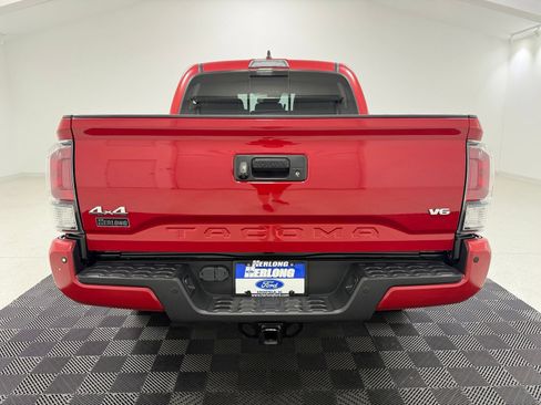 Used 2023 Toyota Tacoma Limited AWD/4WD image 7