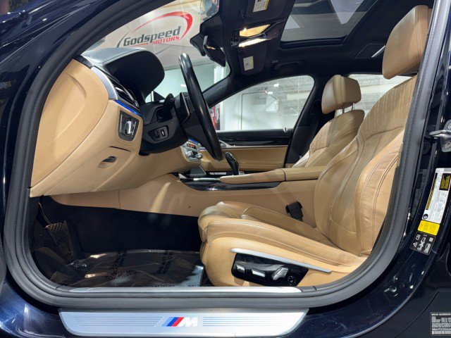 Used 2016 BMW 750i xDrive AWD/4WD image 5