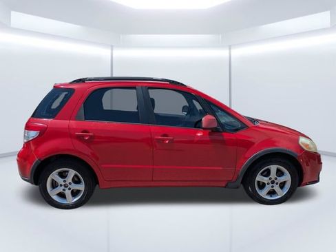 Used 2008 Suzuki SX4 AWD Hatchback image 2