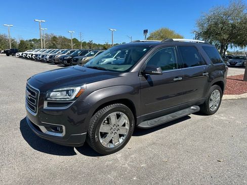 Used 2017 GMC Acadia Limited SLT image 13