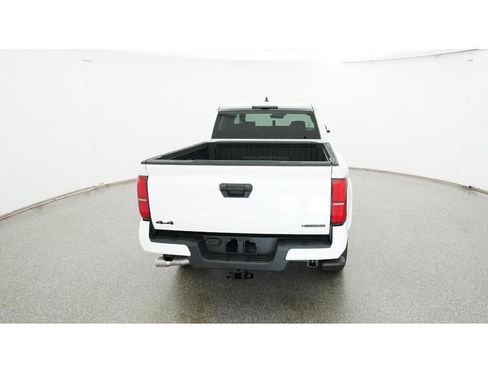 New 2025 Toyota Tacoma TRD Sport image 7