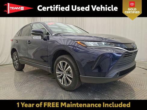 Certified 2022 Toyota Venza LE AWD/4WD image 1