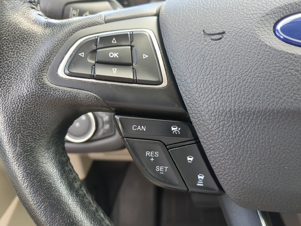 Used 2018 Ford Escape SEL w/ Ford Safe & Smart Package FWD image 28