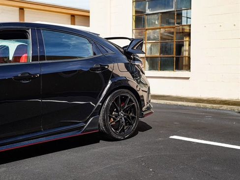 Used 2017 Honda Civic Type R image 24