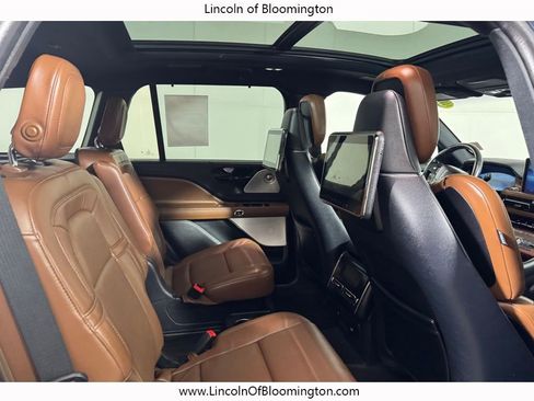 Certified 2023 Lincoln Aviator Grand Touring w/ Equipment Group 301A AWD/4WD image 21