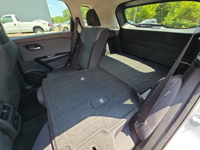 Certified 2022 Nissan Rogue SV AWD/4WD image 23