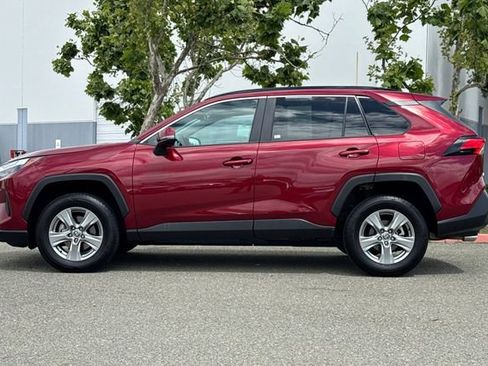 Used 2023 Toyota RAV4 XLE FWD image 7