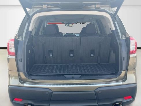 Used 2024 Subaru Ascent Limited w/ Technology Package AWD/4WD image 28