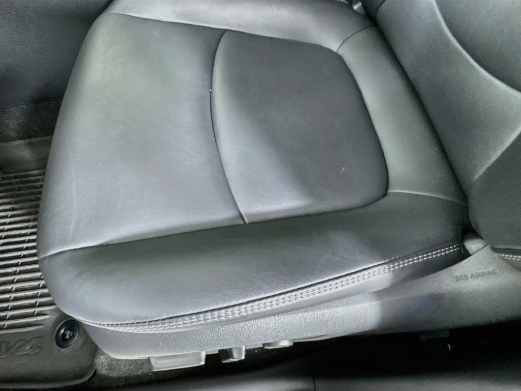 Used 2023 Toyota RAV4 XLE Premium AWD/4WD image 23